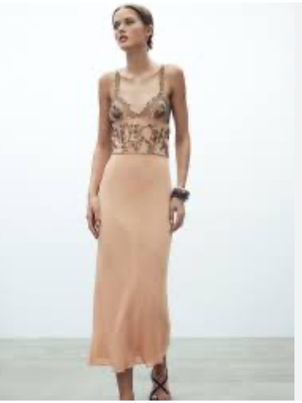 New with tags! Beautiful Zara beaded/sequin Dress
